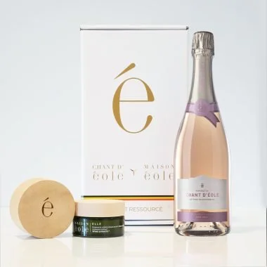 Vert Éole, an intoxicating fragrance of vine leaves • Égalité